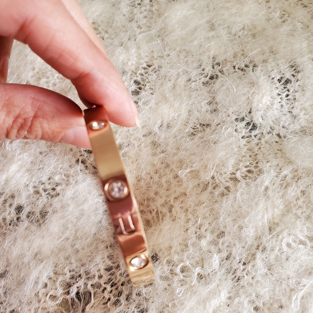 Bracelet